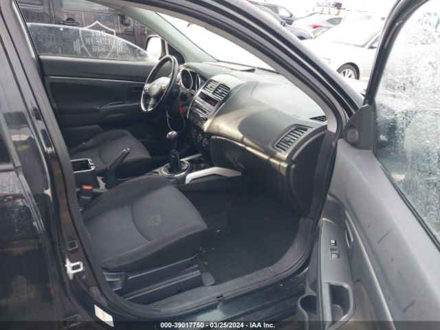 Photo 4 VIN: JA4AP3AUXCZ004828 - MITSUBISHI OUTLANDER SPORT 