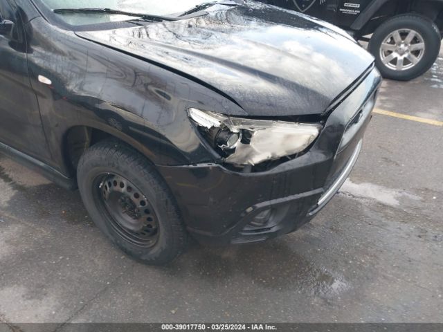 Photo 5 VIN: JA4AP3AUXCZ004828 - MITSUBISHI OUTLANDER SPORT 
