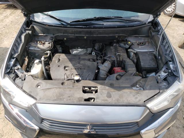 Photo 6 VIN: JA4AP3AUXGZ060354 - MITSUBISHI OUTLANDER 