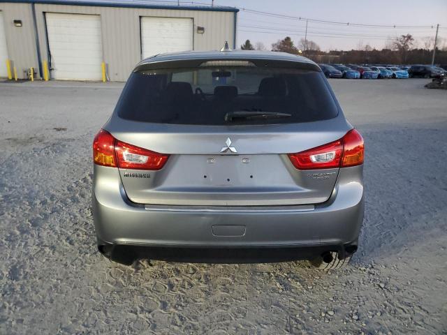 Photo 5 VIN: JA4AP3AUXHZ013388 - MITSUBISHI OUTLANDER 