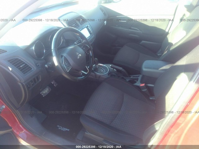 Photo 4 VIN: JA4AP3AUXHZ032815 - MITSUBISHI OUTLANDER SPORT 