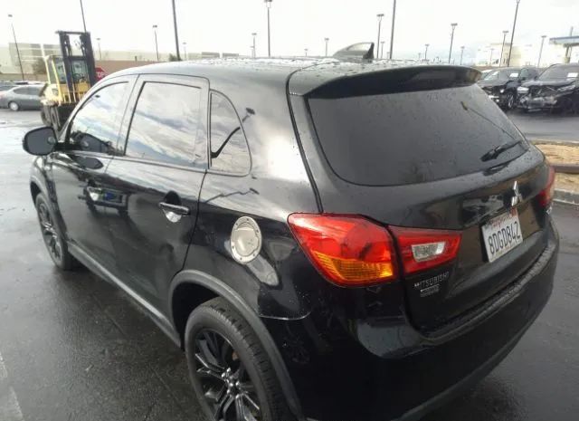 Photo 2 VIN: JA4AP3AUXHZ068987 - MITSUBISHI OUTLANDER SPORT 