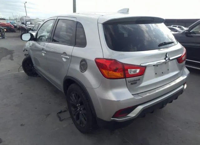 Photo 2 VIN: JA4AP3AUXJU006217 - MITSUBISHI OUTLANDER SPORT 