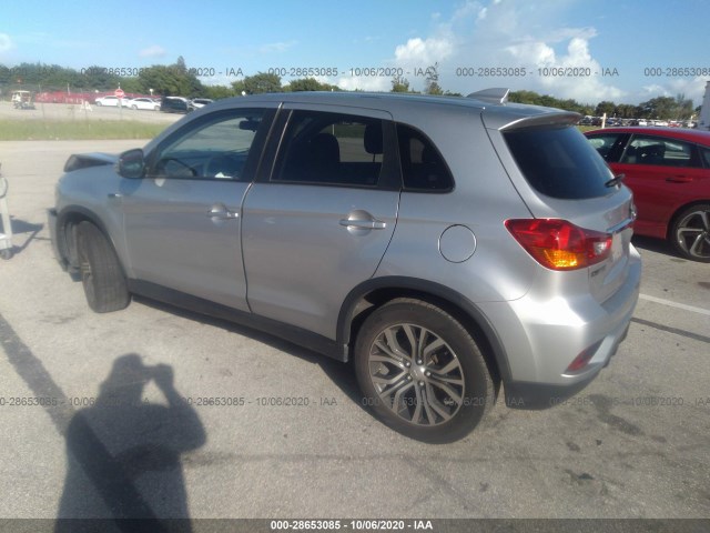 Photo 2 VIN: JA4AP3AUXJZ000730 - MITSUBISHI OUTLANDER SPORT 