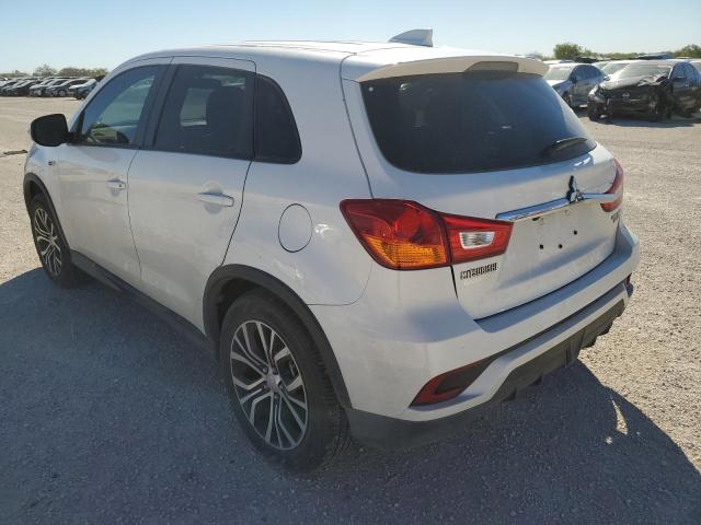 Photo 2 VIN: JA4AP3AUXJZ013168 - MITSUBISHI OUTLANDER 