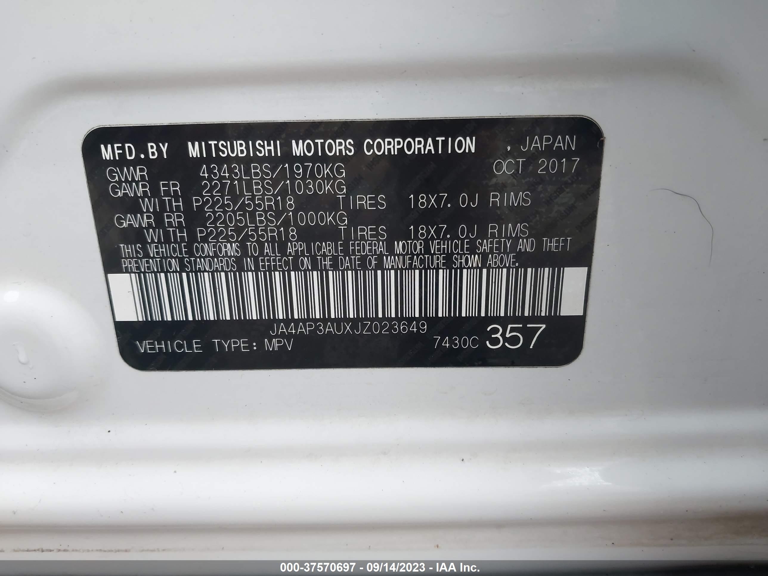 Photo 8 VIN: JA4AP3AUXJZ023649 - MITSUBISHI OUTLANDER 