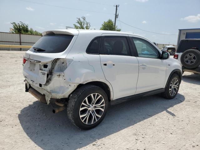 Photo 2 VIN: JA4AP3AUXJZ031136 - MITSUBISHI OUTLANDER 