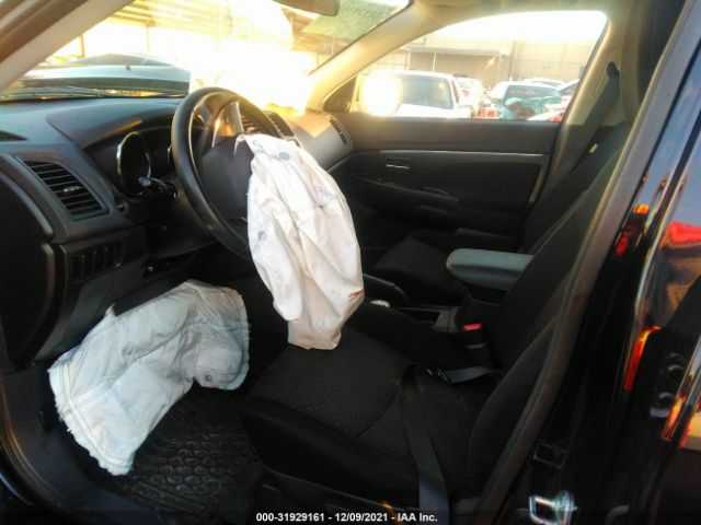 Photo 4 VIN: JA4AP3AUXKU010575 - MITSUBISHI OUTLANDER SPORT 