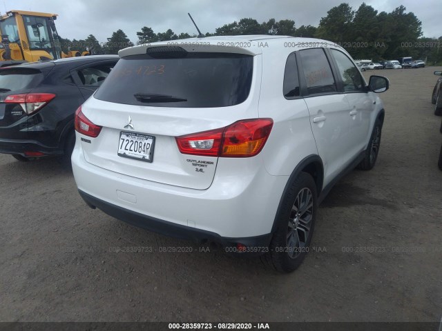 Photo 3 VIN: JA4AP3AW0GZ035139 - MITSUBISHI OUTLANDER SPORT 