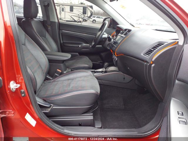 Photo 4 VIN: JA4AP3AW0JU013629 - MITSUBISHI OUTLANDER SPORT 