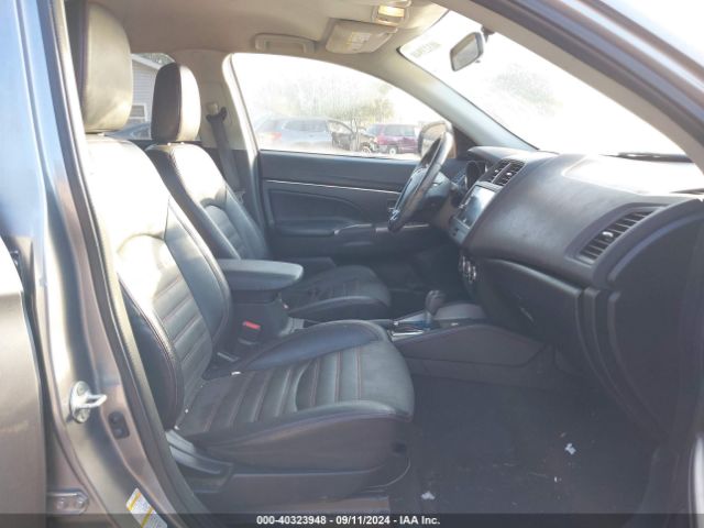 Photo 4 VIN: JA4AP3AW0JZ034550 - MITSUBISHI OUTLANDER SPORT 