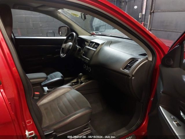 Photo 4 VIN: JA4AP3AW1JU023764 - MITSUBISHI OUTLANDER SPORT 