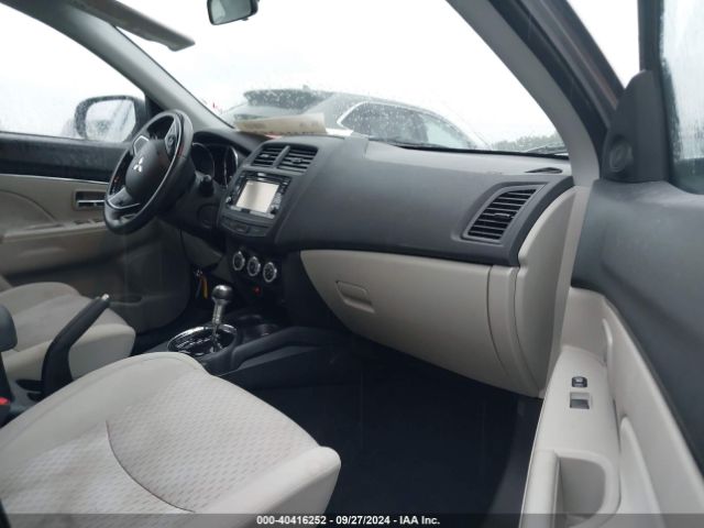 Photo 4 VIN: JA4AP3AW2HZ021566 - MITSUBISHI OUTLANDER SPORT 