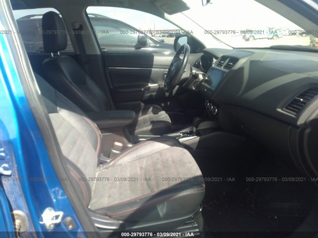 Photo 4 VIN: JA4AP3AW3JU002821 - MITSUBISHI OUTLANDER SPORT 