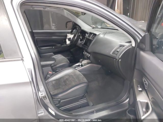 Photo 4 VIN: JA4AP3AW3JZ001154 - MITSUBISHI OUTLANDER SPORT 