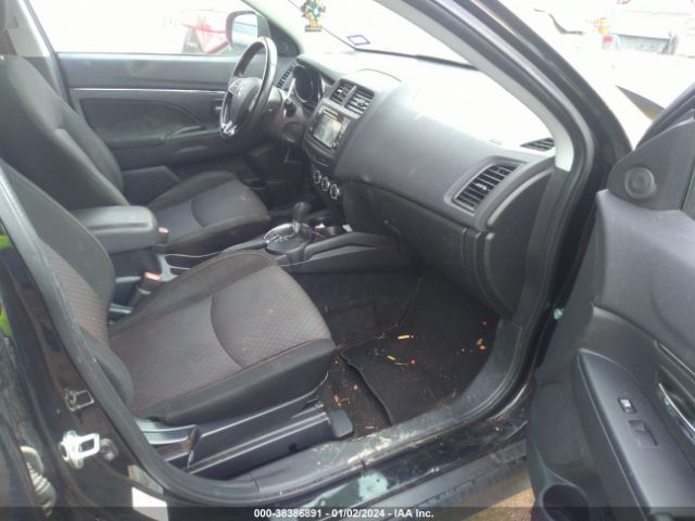 Photo 4 VIN: JA4AP3AW5HZ043352 - MITSUBISHI OUTLANDER SPORT 