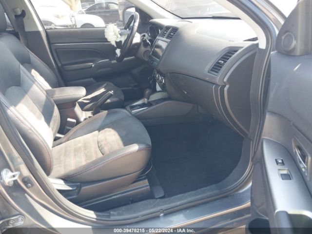 Photo 4 VIN: JA4AP3AW5JU012041 - MITSUBISHI OUTLANDER SPORT 