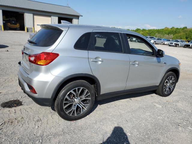 Photo 2 VIN: JA4AP3AW5JU014677 - MITSUBISHI OUTLANDER 