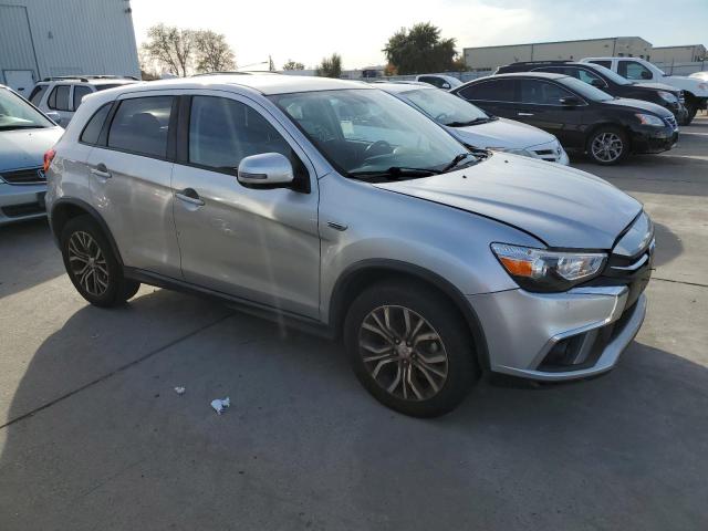 Photo 3 VIN: JA4AP3AW5JZ036469 - MITSUBISHI OUTLANDER 