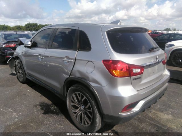 Photo 2 VIN: JA4AP3AW7JU002904 - MITSUBISHI OUTLANDER SPORT 