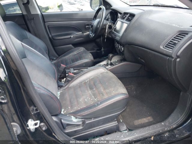 Photo 4 VIN: JA4AP3AW7JU014051 - MITSUBISHI OUTLANDER SPORT 