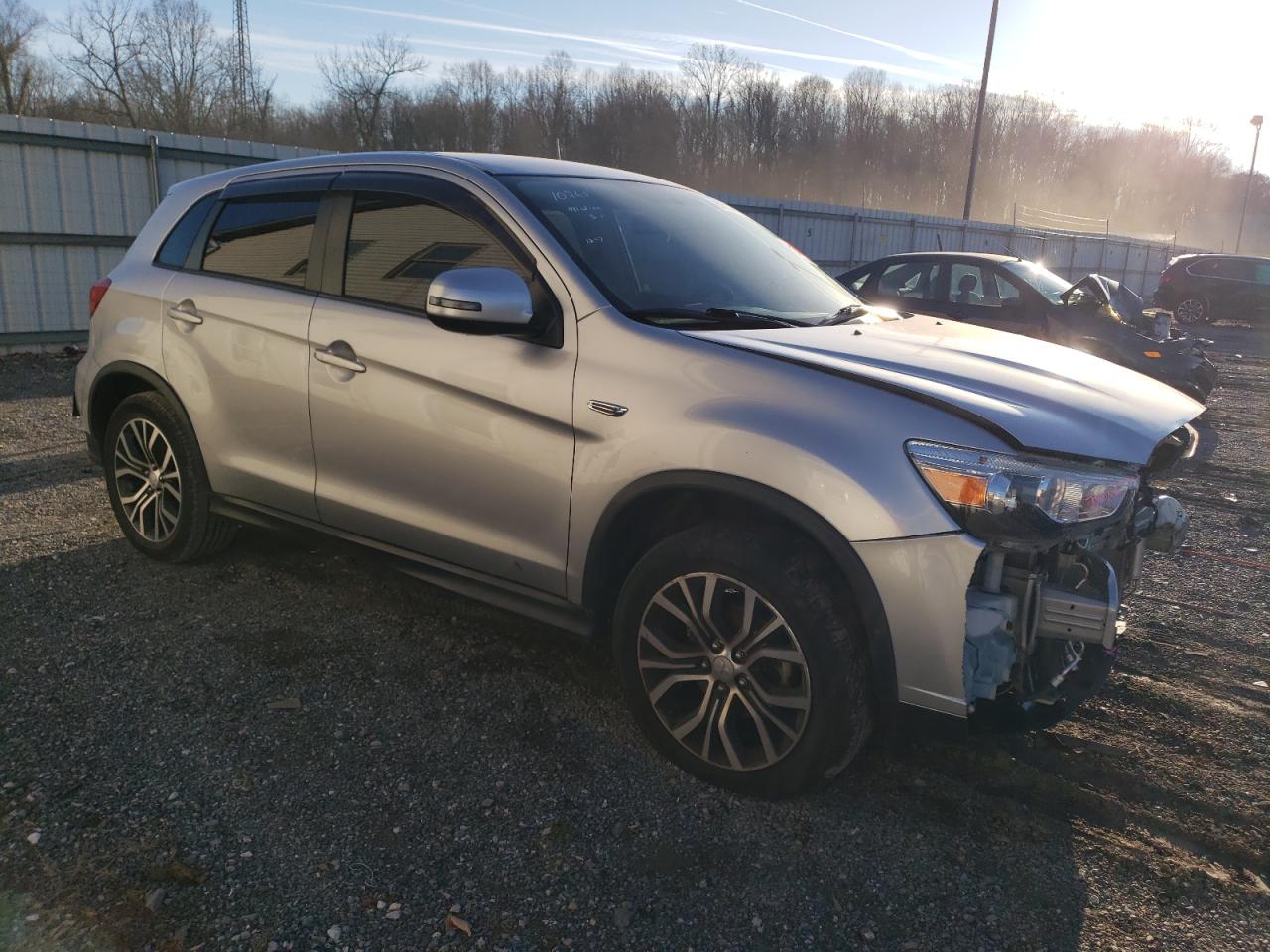 Photo 3 VIN: JA4AP3AW8JU000434 - MITSUBISHI OUTLANDER 