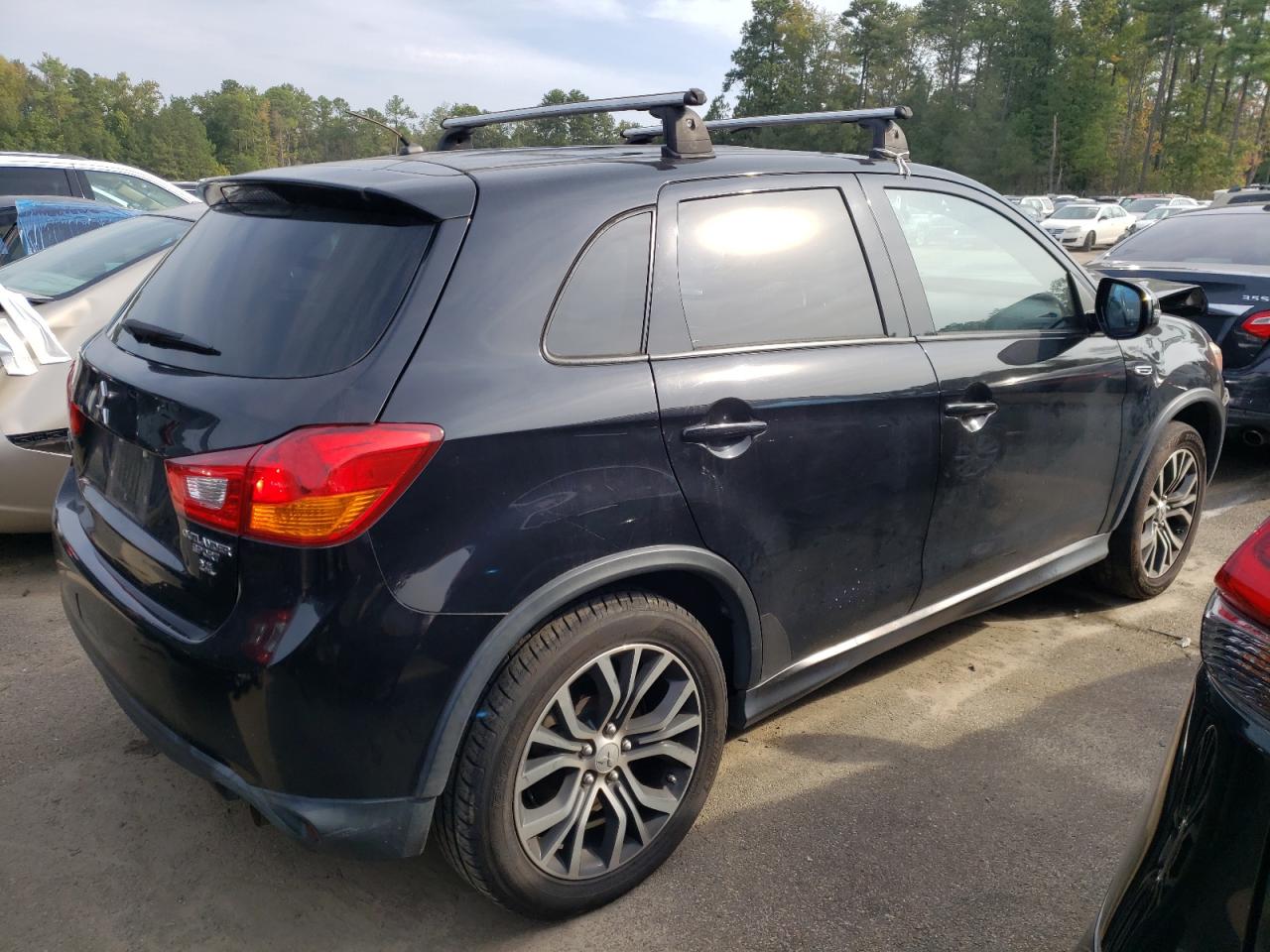 Photo 2 VIN: JA4AP3AW9GZ027024 - MITSUBISHI OUTLANDER 