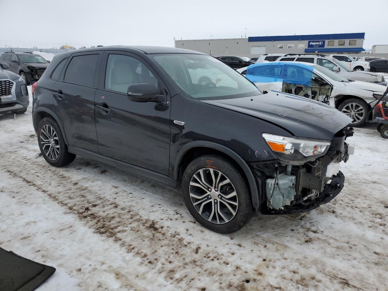 Photo 3 VIN: JA4AP3AWXHZ047672 - MITSUBISHI OUTLANDER 