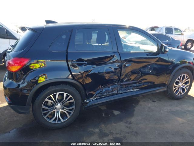 Photo 5 VIN: JA4AP3AWXJU015632 - MITSUBISHI OUTLANDER SPORT 