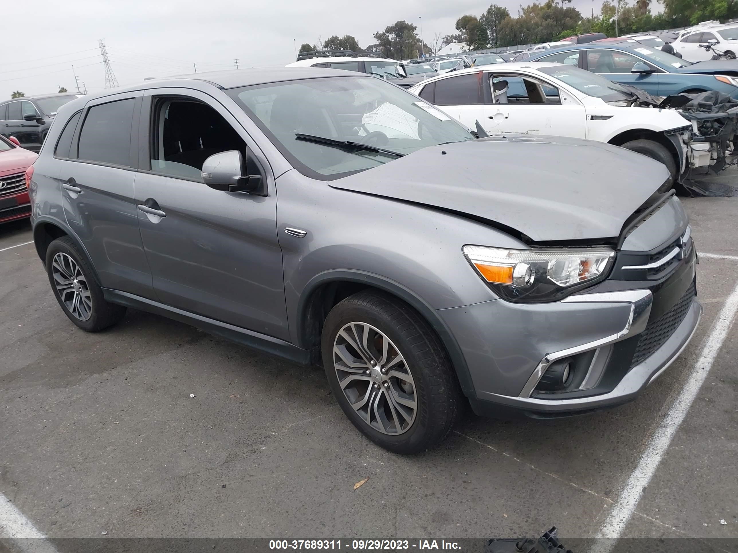 Photo 0 VIN: JA4AP4AU0KU027634 - MITSUBISHI OUTLANDER 