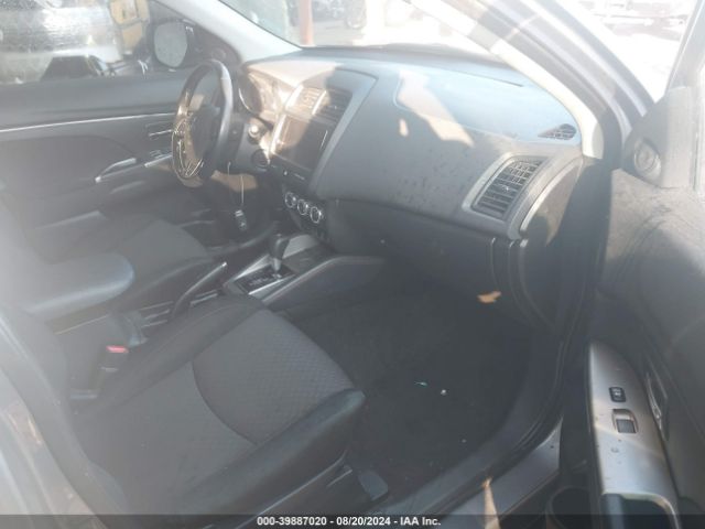 Photo 4 VIN: JA4AP4AU1KU011104 - MITSUBISHI OUTLANDER SPORT 