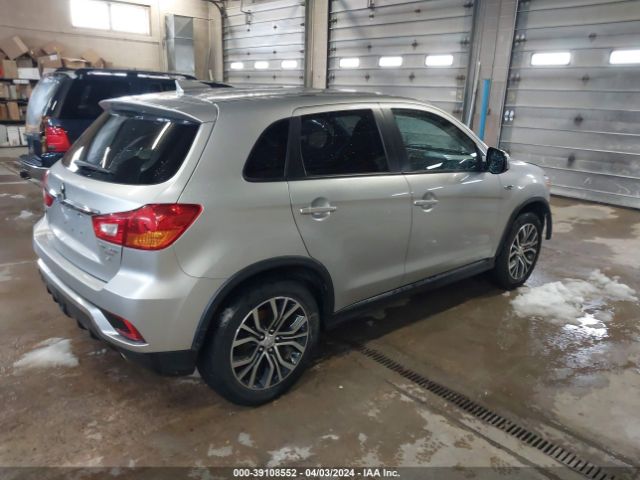 Photo 3 VIN: JA4AP4AU2KU011550 - MITSUBISHI OUTLANDER SPORT 