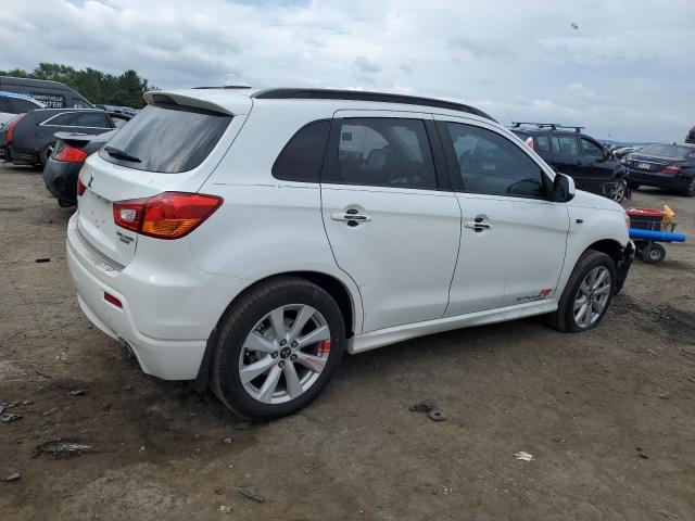 Photo 2 VIN: JA4AP4AU3CZ004613 - MITSUBISHI OUTLANDER 