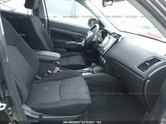 Photo 4 VIN: JA4AP4AU3LU016127 - MITSUBISHI OUTLANDER 