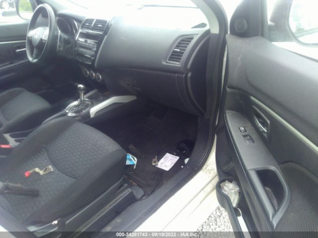 Photo 4 VIN: JA4AP4AU5BZ021587 - MITSUBISHI OUTLANDER SPORT 