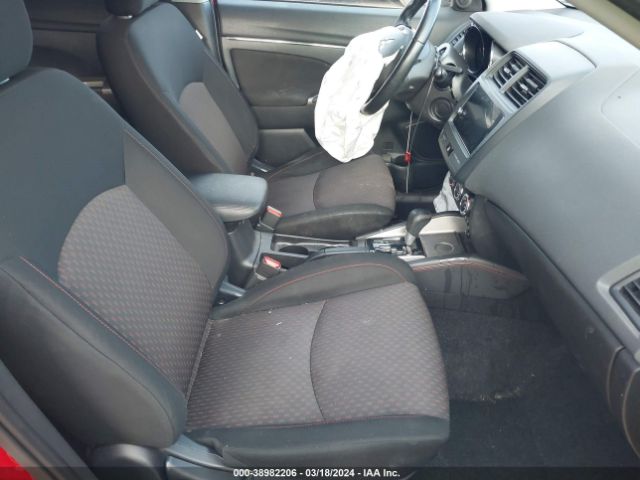 Photo 4 VIN: JA4AP4AU8KU017613 - MITSUBISHI OUTLANDER SPORT 