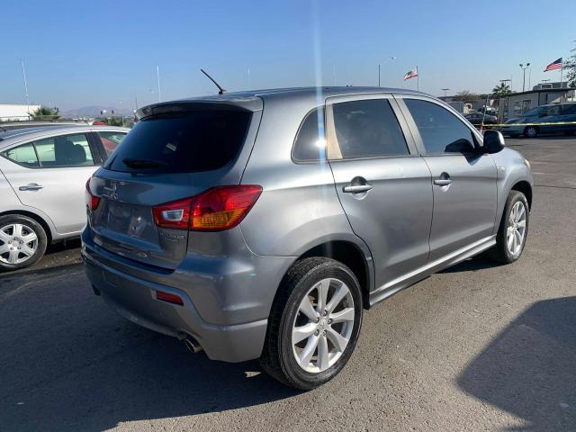 Photo 3 VIN: JA4AP4AU9CZ001490 - MITSUBISHI OUTLANDER 