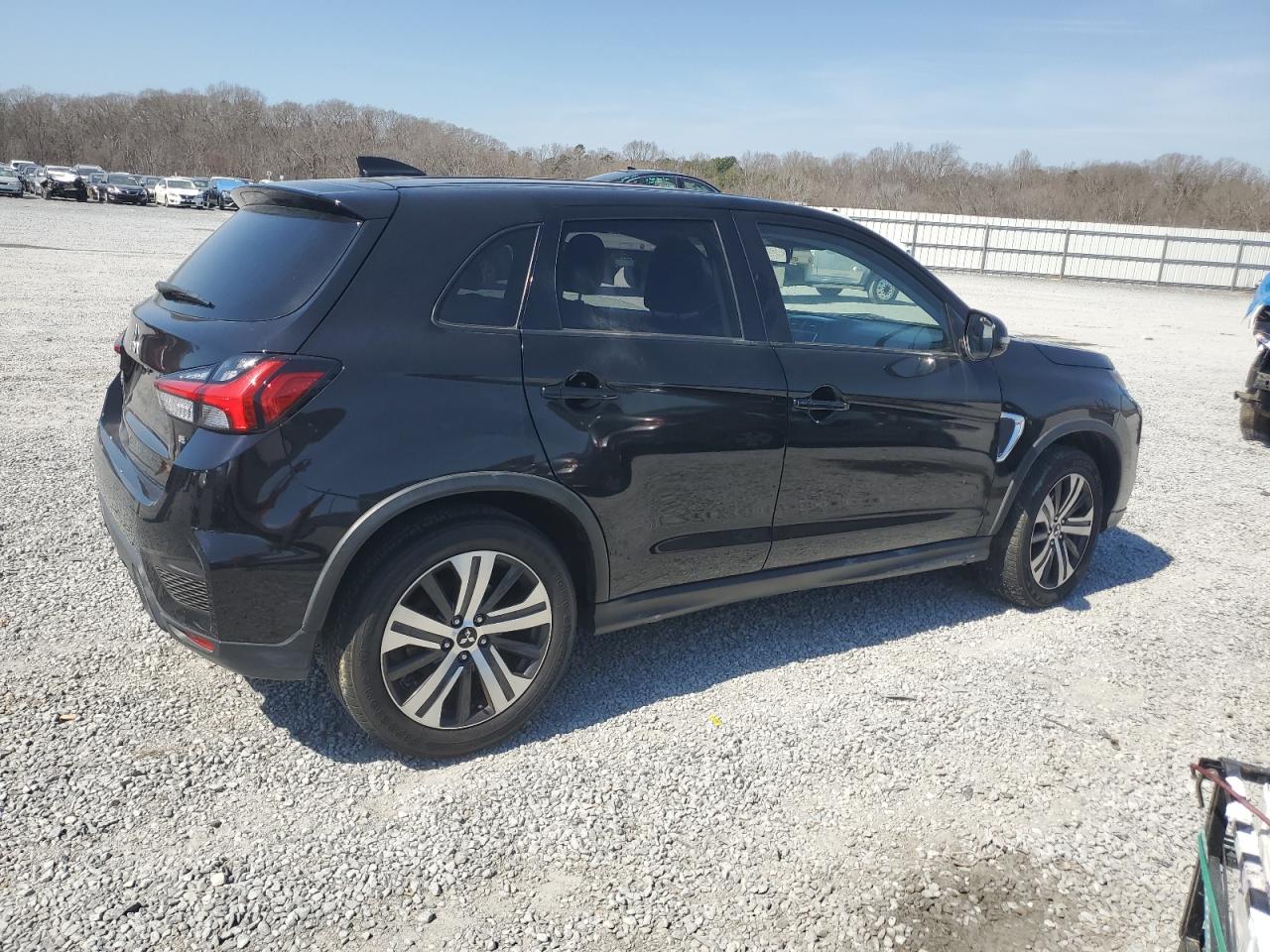 Photo 2 VIN: JA4AP4AU9LU014222 - MITSUBISHI OUTLANDER 