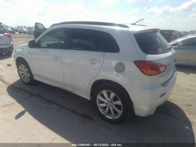 Photo 2 VIN: JA4AP4AUXCZ004043 - MITSUBISHI OUTLANDER SPORT 