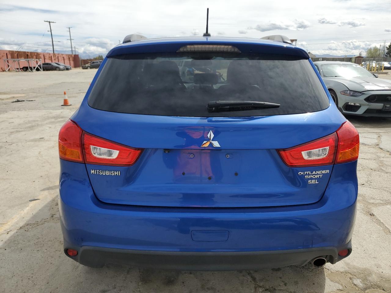 Photo 5 VIN: JA4AP4AW8GZ028574 - MITSUBISHI OUTLANDER 