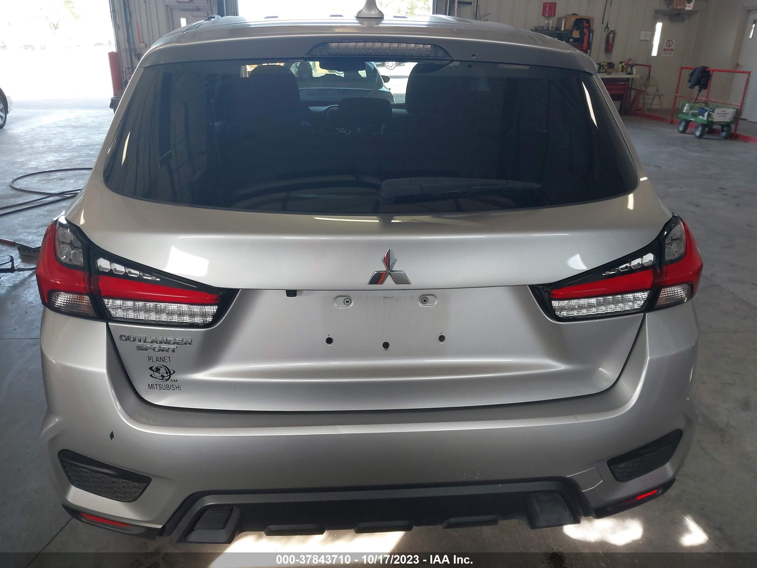 Photo 15 VIN: JA4APUAU1MU014006 - MITSUBISHI OUTLANDER 