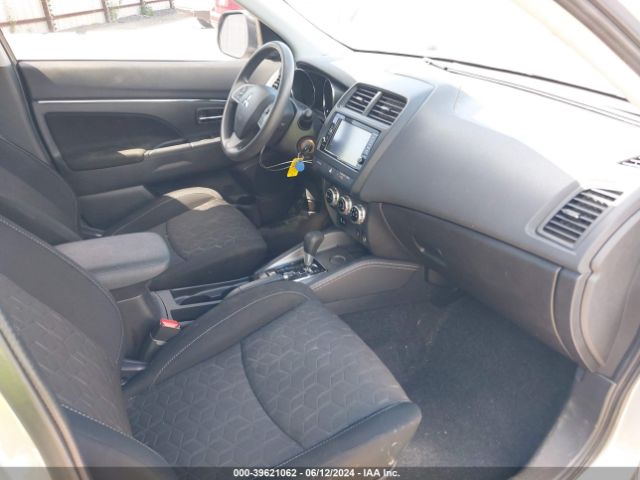 Photo 4 VIN: JA4APUAU1MU034689 - MITSUBISHI OUTLANDER SPORT 