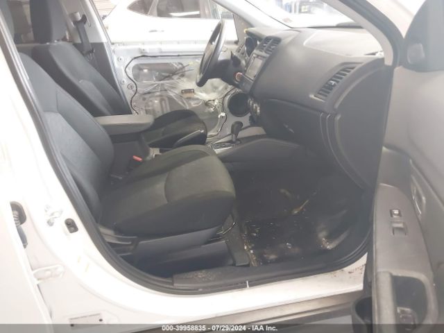 Photo 4 VIN: JA4APUAU2MU007663 - MITSUBISHI OUTLANDER SPORT 