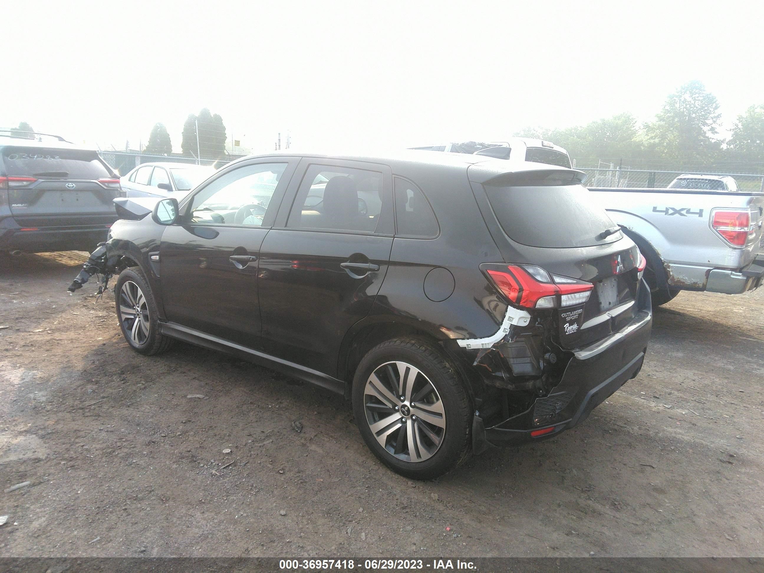 Photo 13 VIN: JA4APUAU9NU012618 - MITSUBISHI OUTLANDER 