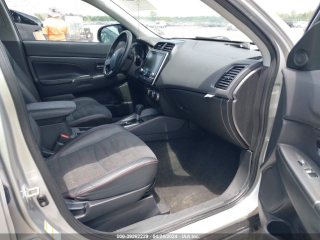 Photo 4 VIN: JA4APVAU3NU011843 - MITSUBISHI OUTLANDER 