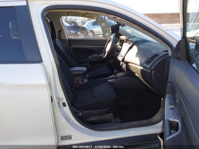 Photo 4 VIN: JA4APVAU4MU011610 - MITSUBISHI OUTLANDER SPORT 