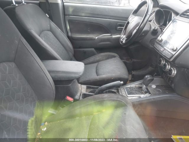 Photo 4 VIN: JA4APVAU8MU031651 - MITSUBISHI OUTLANDER SPORT 