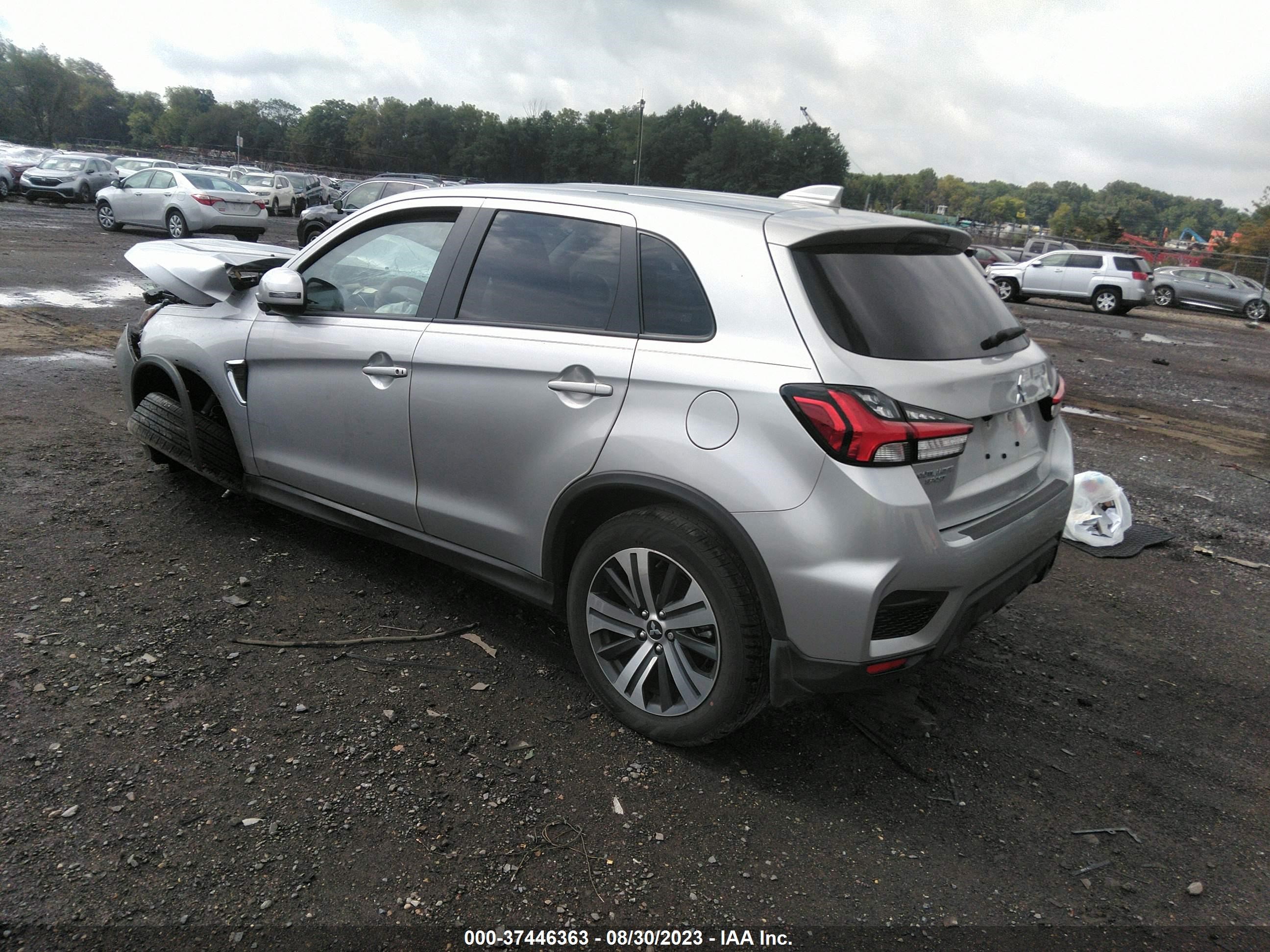 Photo 2 VIN: JA4APVAU9NU017419 - MITSUBISHI OUTLANDER 