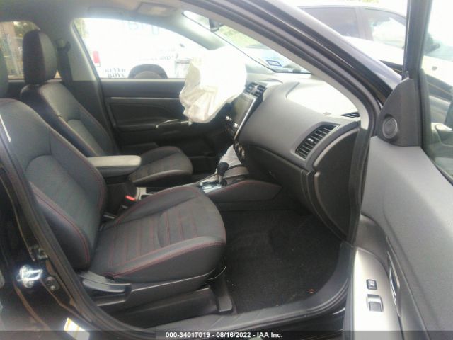 Photo 4 VIN: JA4APVAUXNU013606 - MITSUBISHI OUTLANDER SPORT 