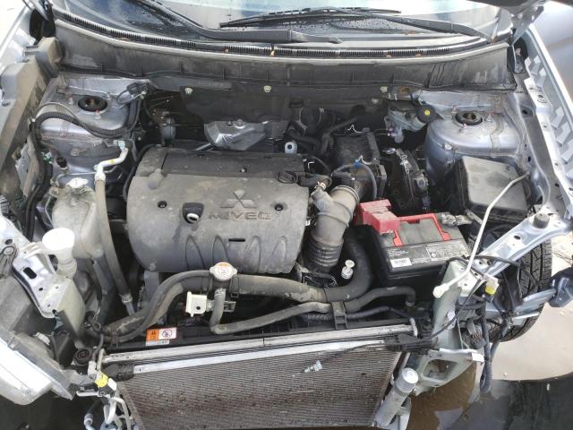 Photo 6 VIN: JA4AR3AU0HZ063775 - MITSUBISHI OUTLANDER 